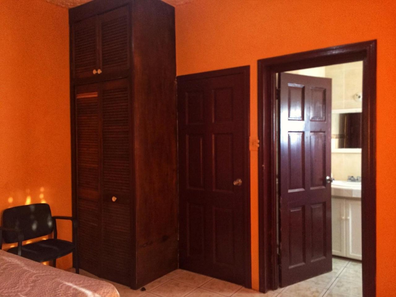Yaad Hostel Montego Bay Room photo